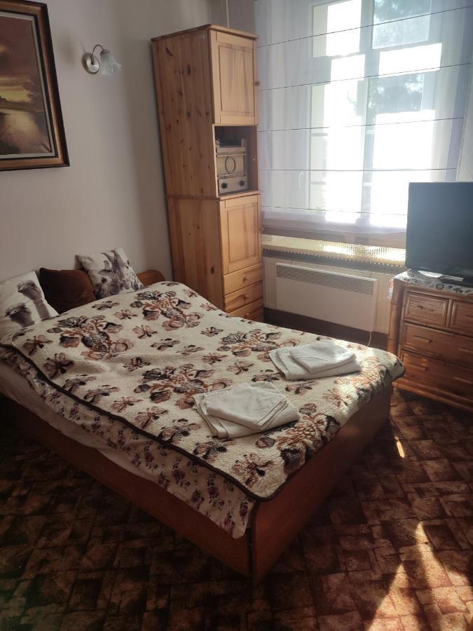 Gospodarstwo Agroturystyczne Dworek Andrzejowka Gardzien Buitenkant foto